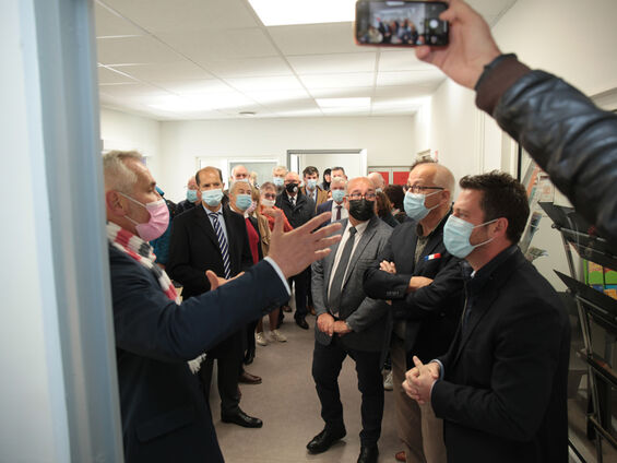 Discours de Mr DAVID HERLIN , directeur du Service Enfance et Jeunesse de Cambrai devant Mr le sous-préfet Raymond YEDDOU et les élus