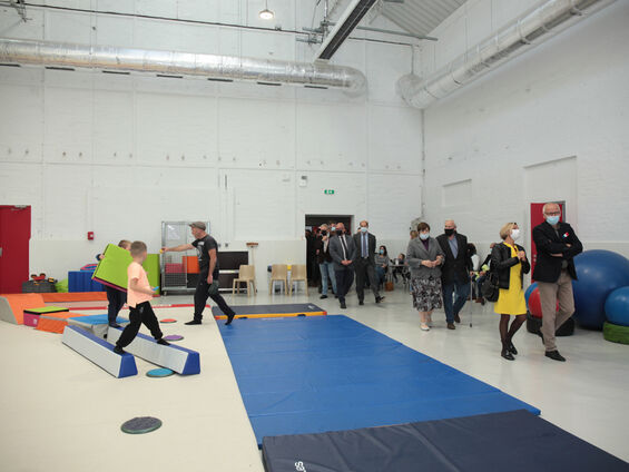 Salle de jeux enfants et adultes